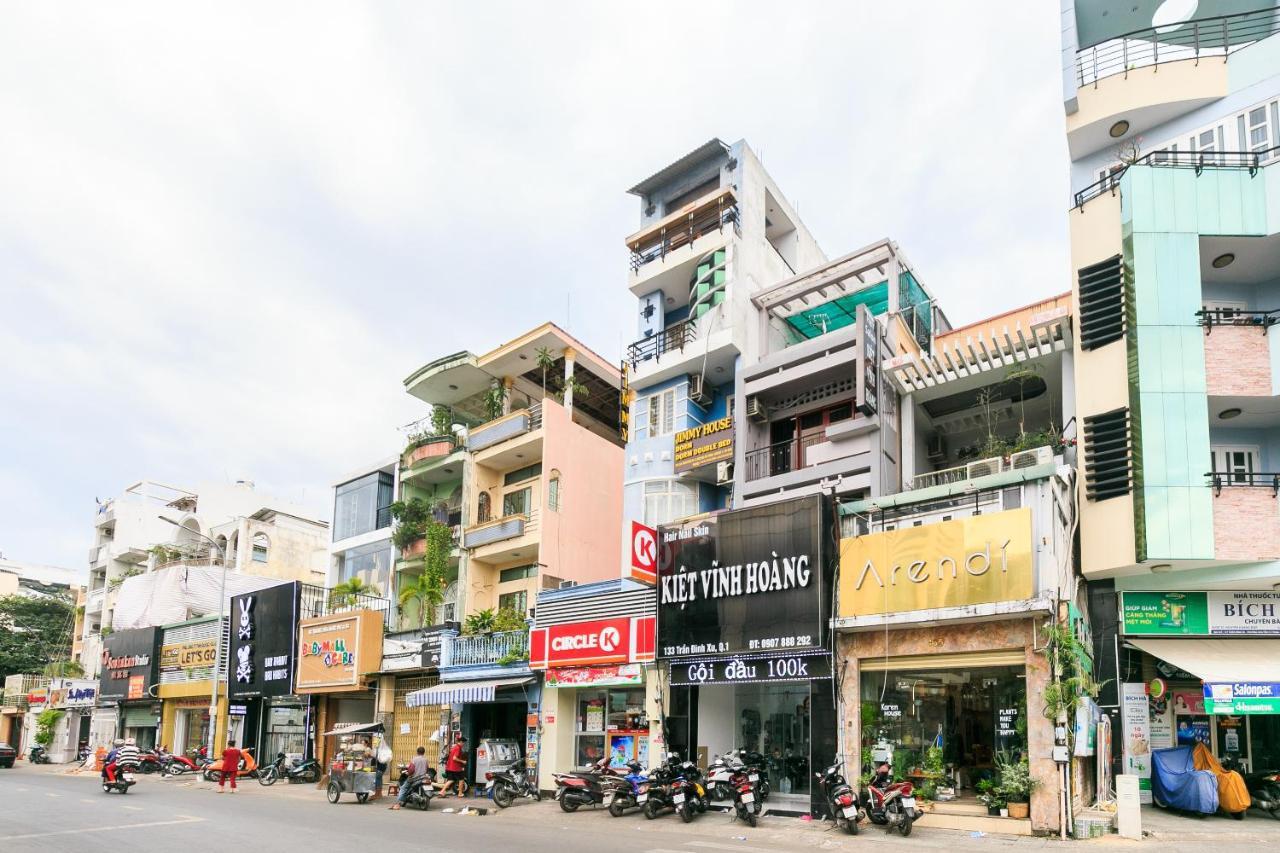 Spot On 676 Jimmy House Hostel โฮจิมินห์ซิตี้ ภายนอก รูปภาพ